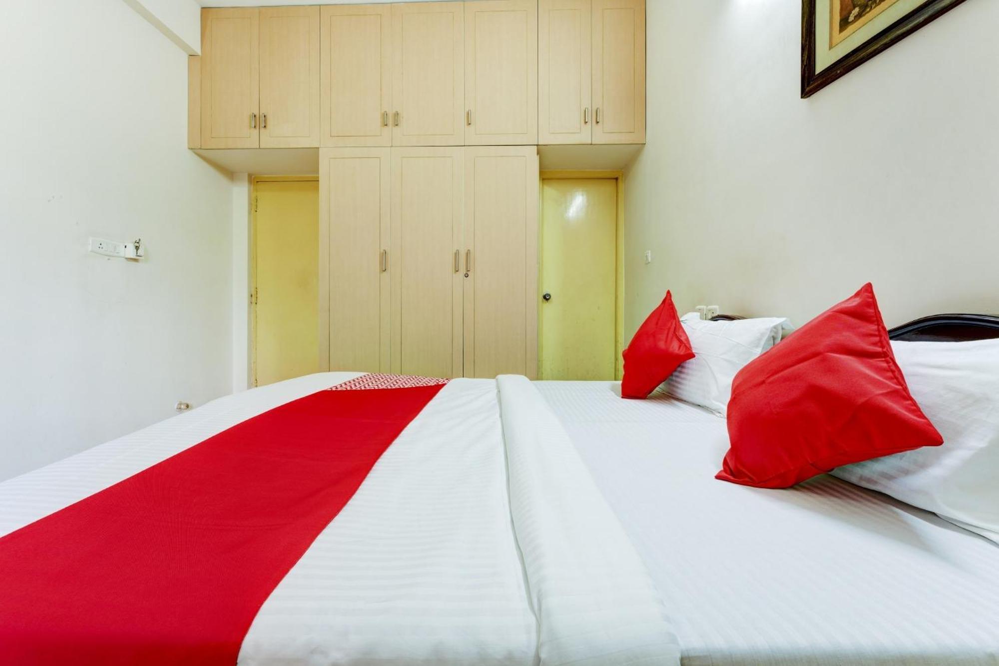 Hotel O J2 Service Apartment 钦奈 外观 照片